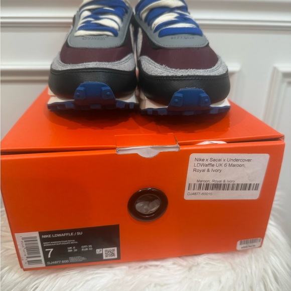 Nike Men's Sacai x Undercover LD Waffle - Blue and Black - Picture 10 of 10